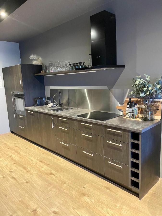 Lovely Apartment With Hot Tub Access Akureyri Ngoại thất bức ảnh